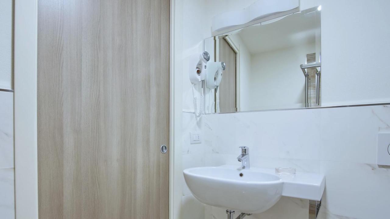 Italianway - Affittacamere Brenna San Fermo della Battaglia Ngoại thất bức ảnh
