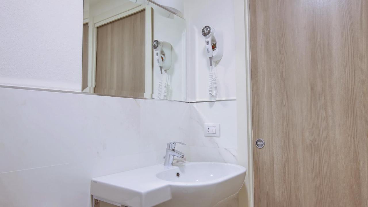 Italianway - Affittacamere Brenna San Fermo della Battaglia Ngoại thất bức ảnh