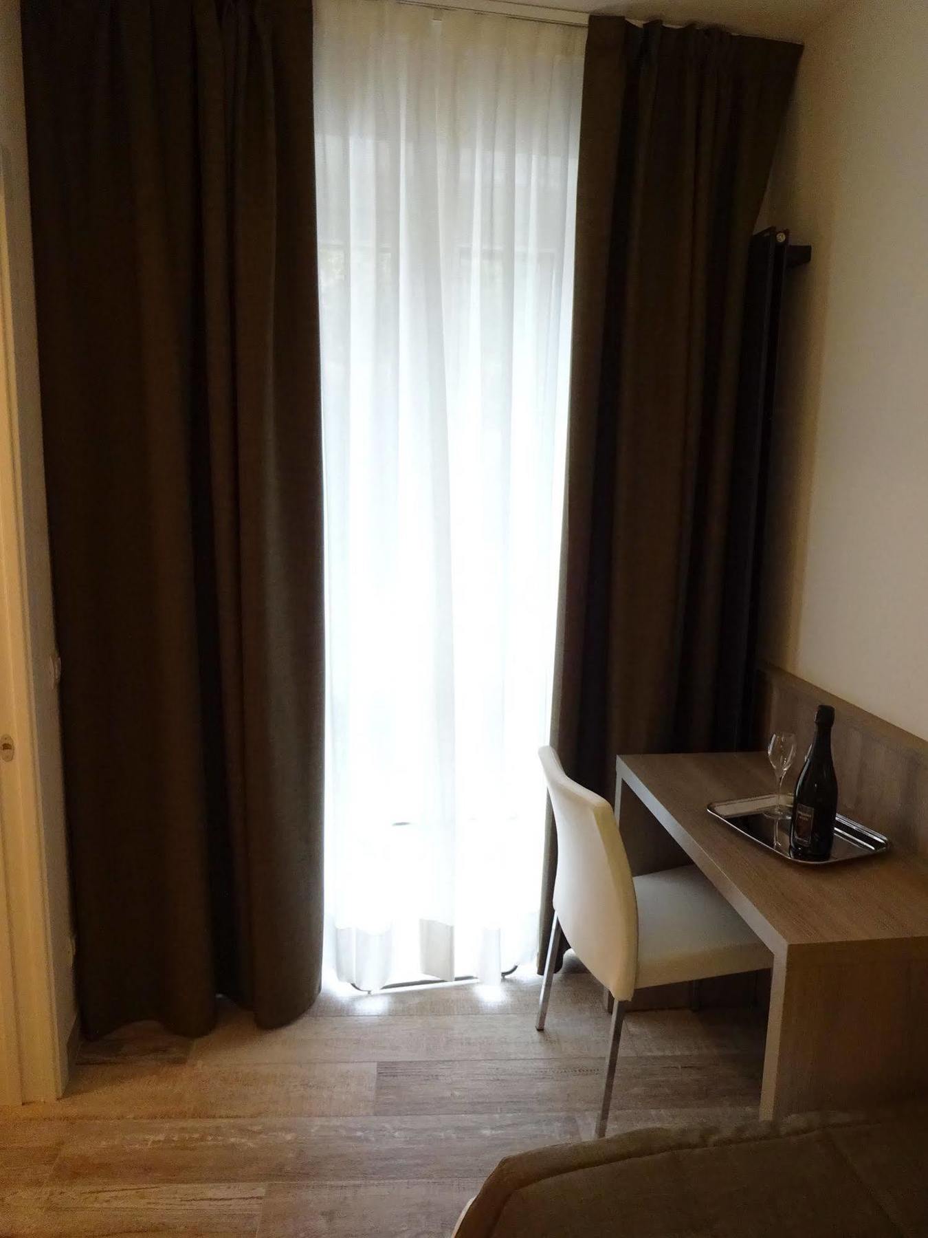 Italianway - Affittacamere Brenna San Fermo della Battaglia Ngoại thất bức ảnh