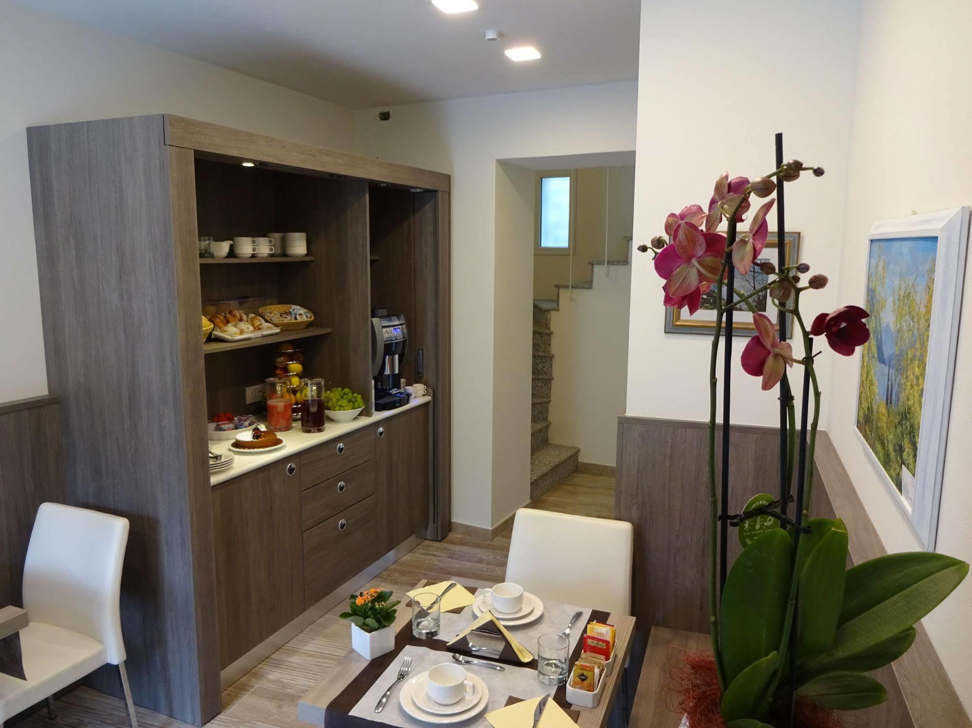 Italianway - Affittacamere Brenna San Fermo della Battaglia Ngoại thất bức ảnh